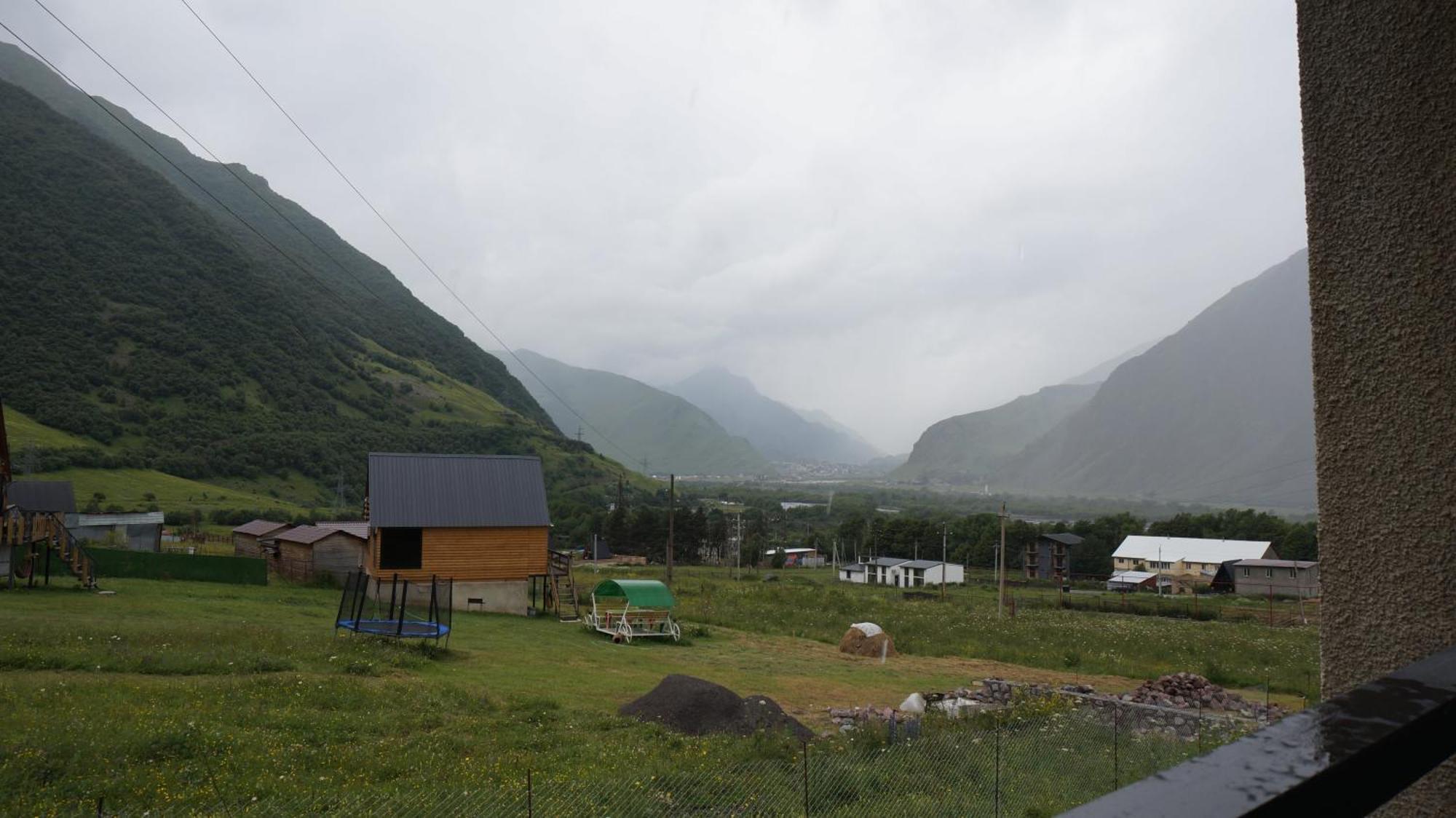 Отель Arte In Kazbegi Экстерьер фото