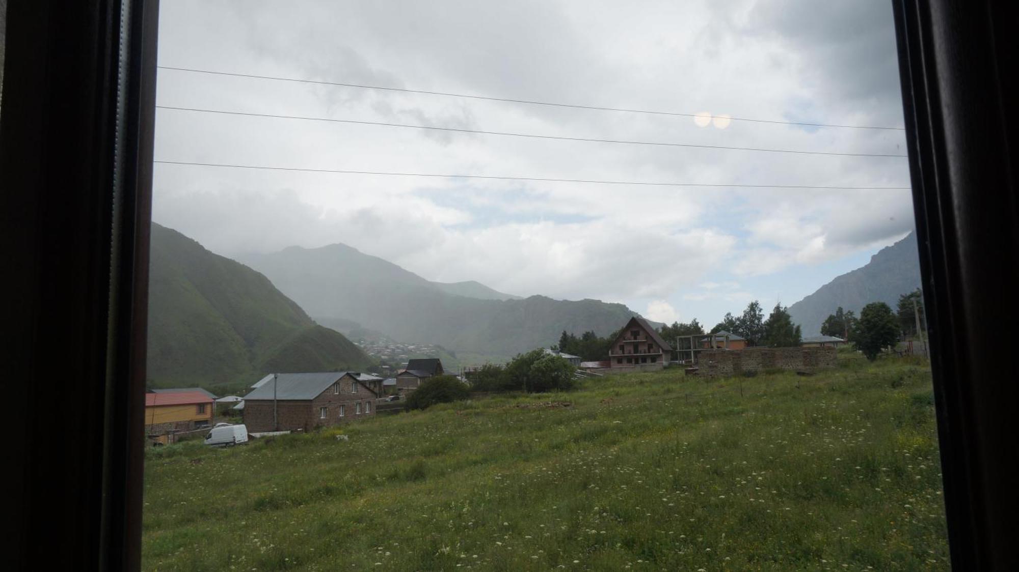 Отель Arte In Kazbegi Экстерьер фото