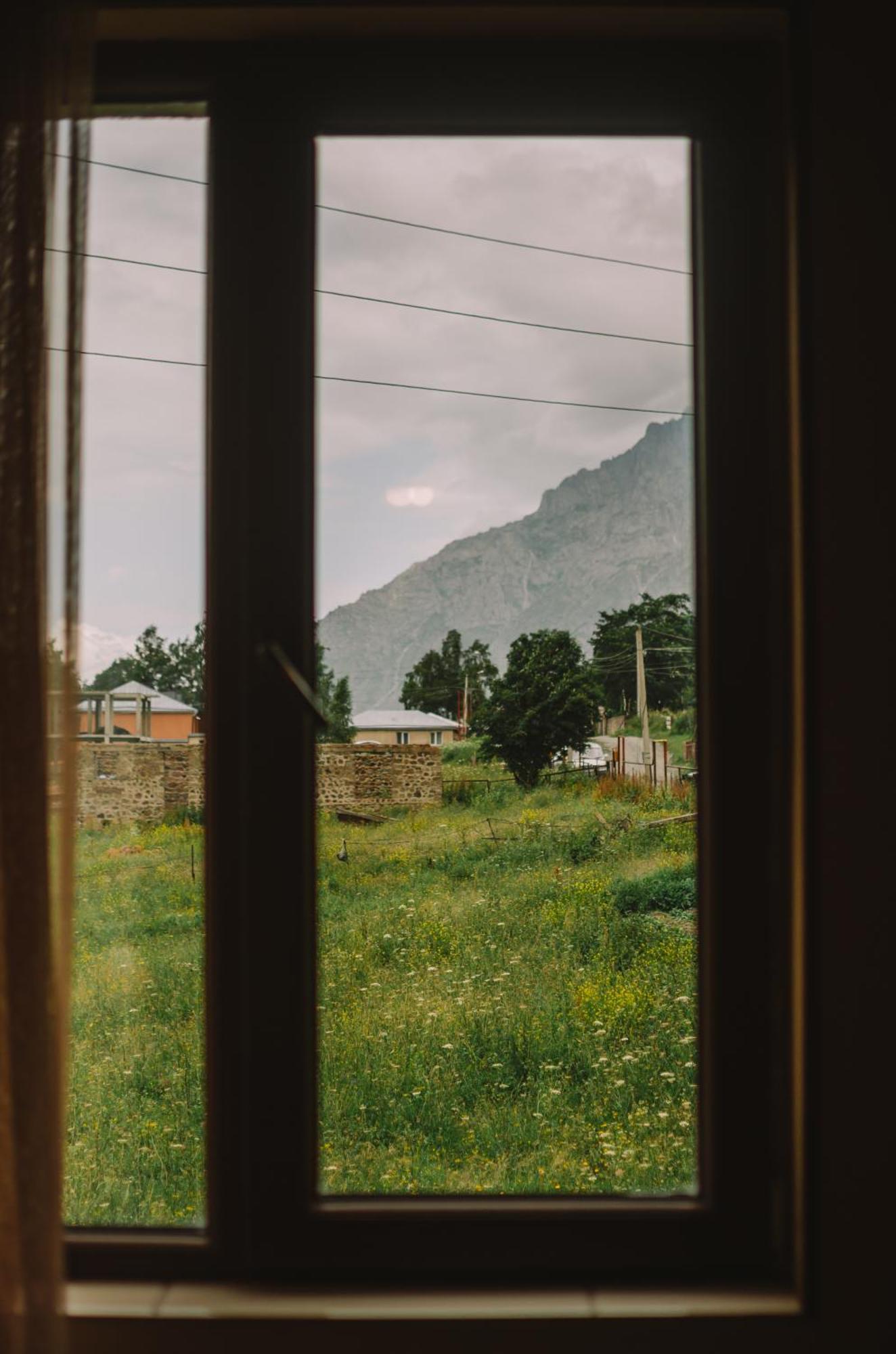 Отель Arte In Kazbegi Экстерьер фото