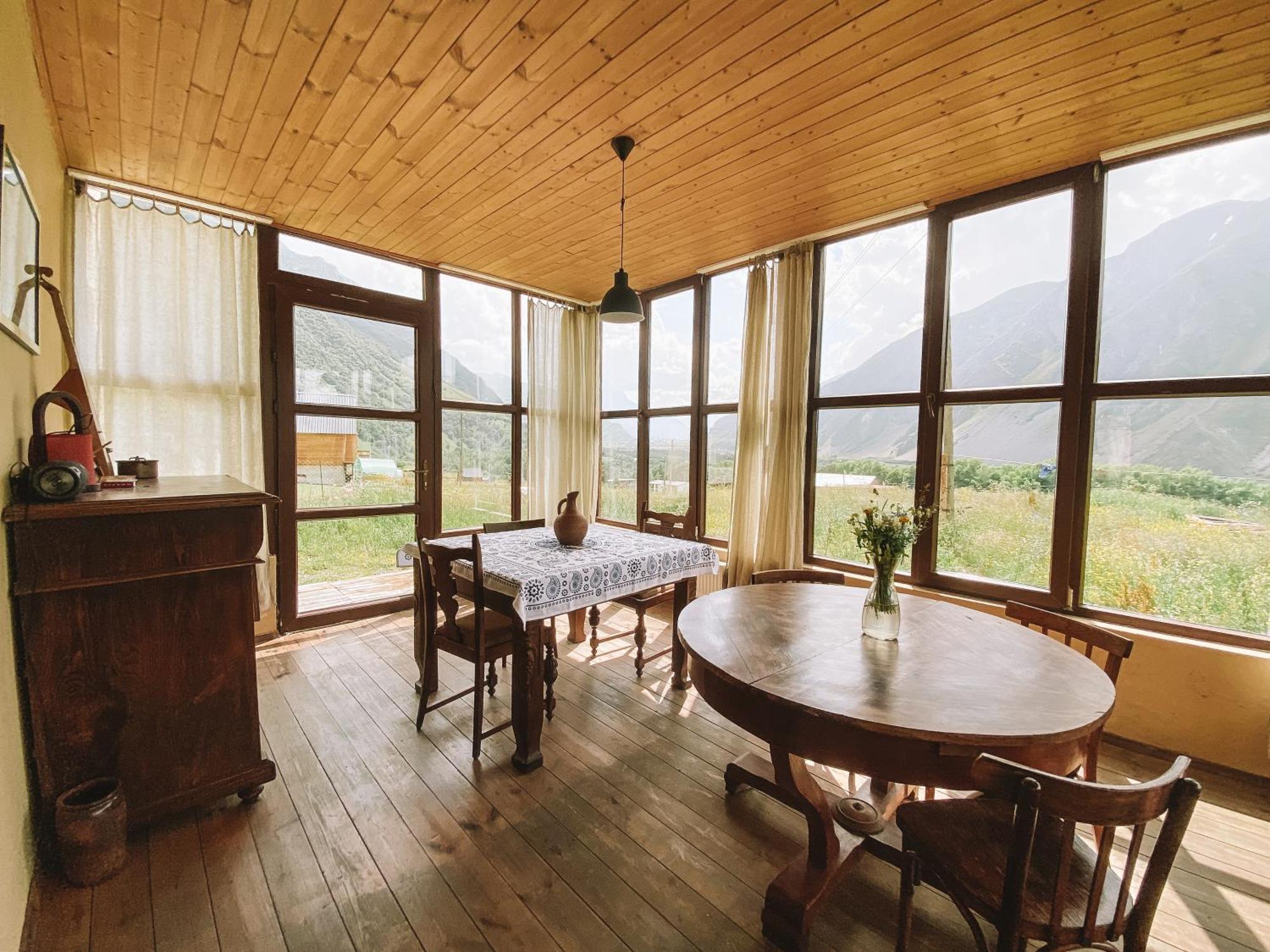 Отель Arte In Kazbegi Экстерьер фото