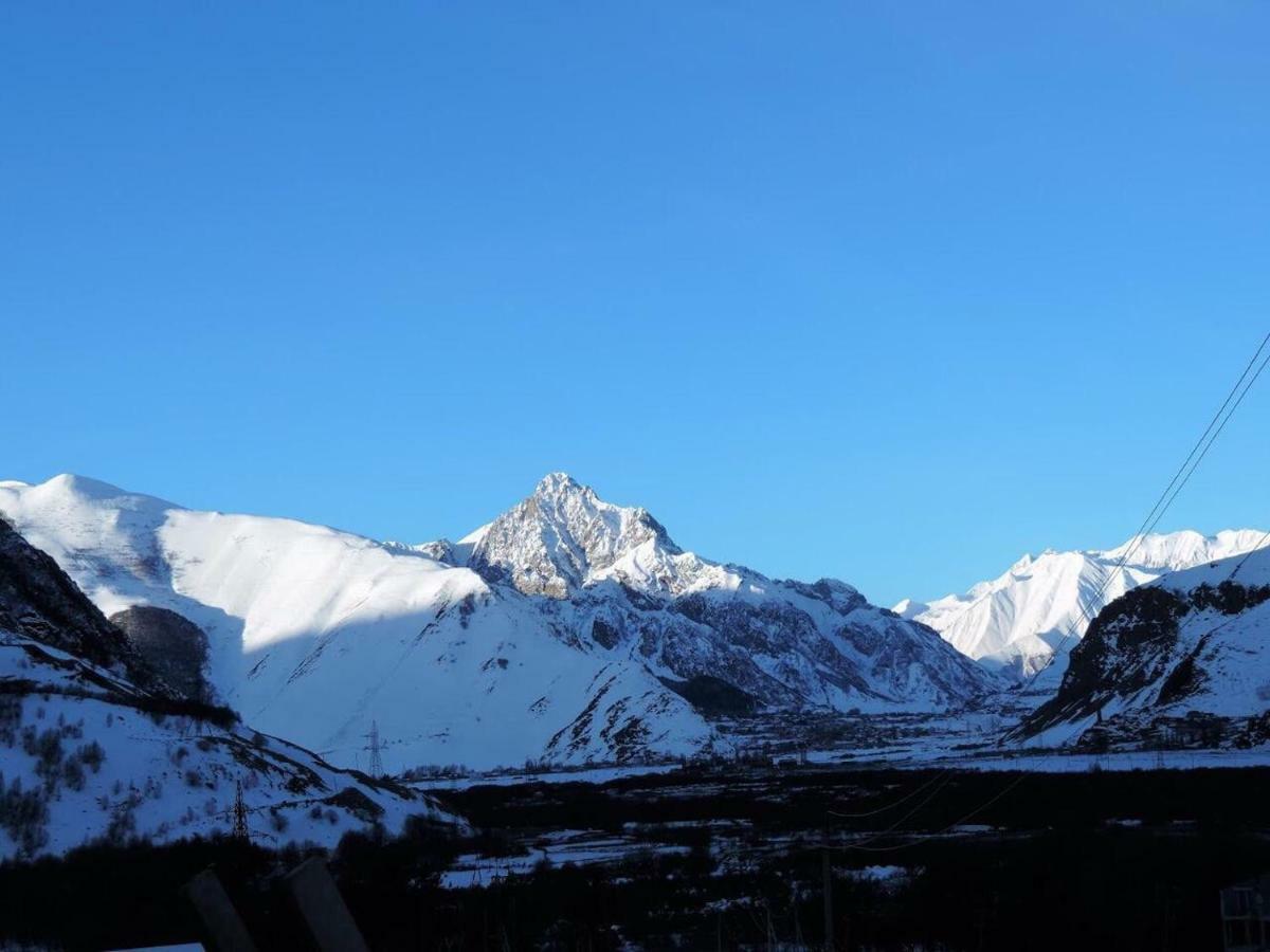 Отель Arte In Kazbegi Экстерьер фото